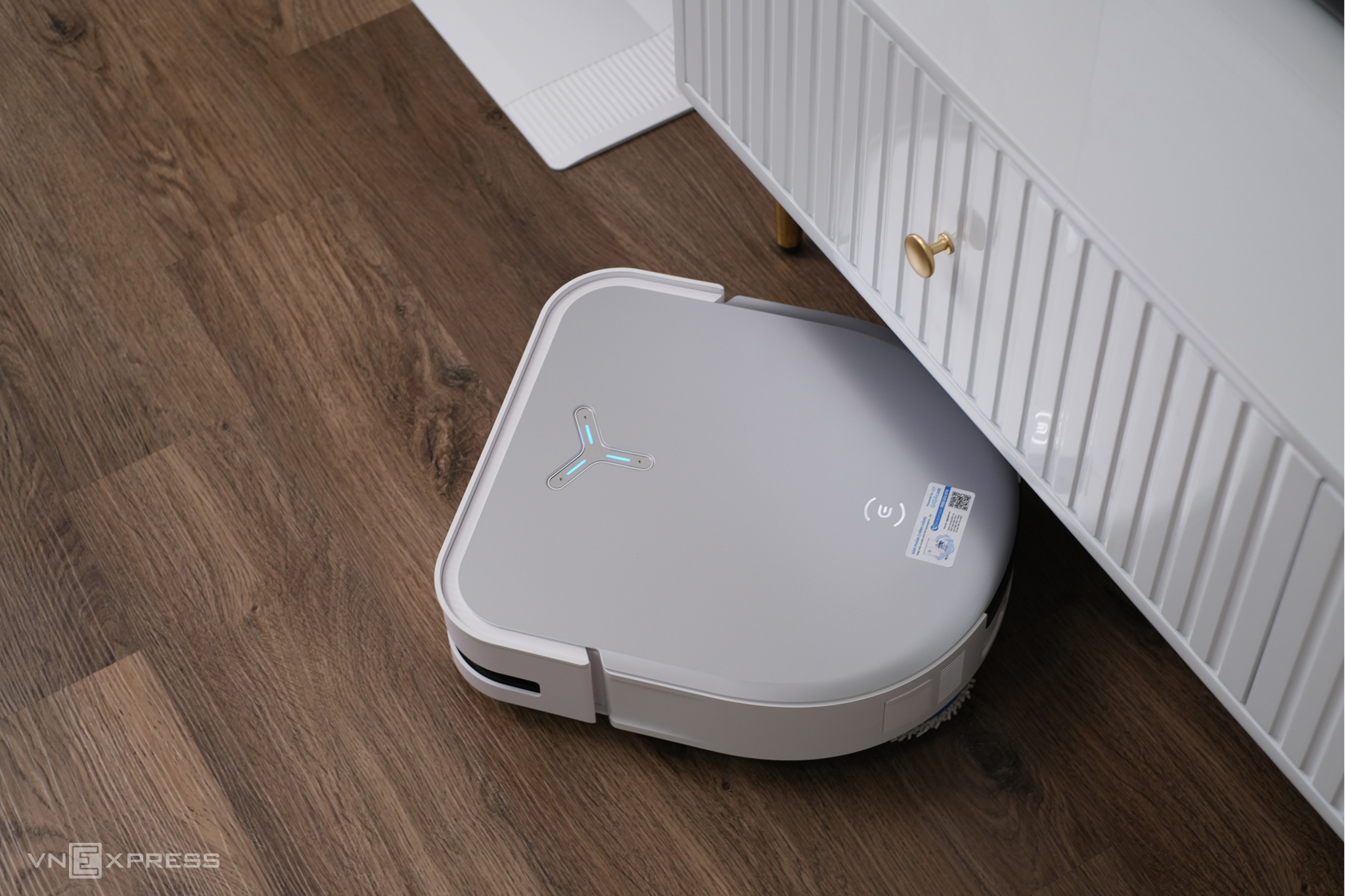 Ecovacs X5 Pro Omni - robot hút bụi có công suất mạnh nhất